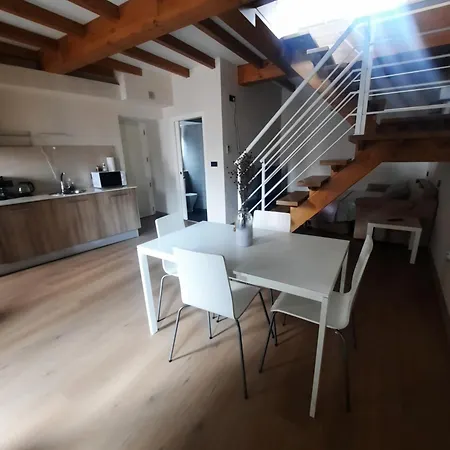 Vista Real Apartment